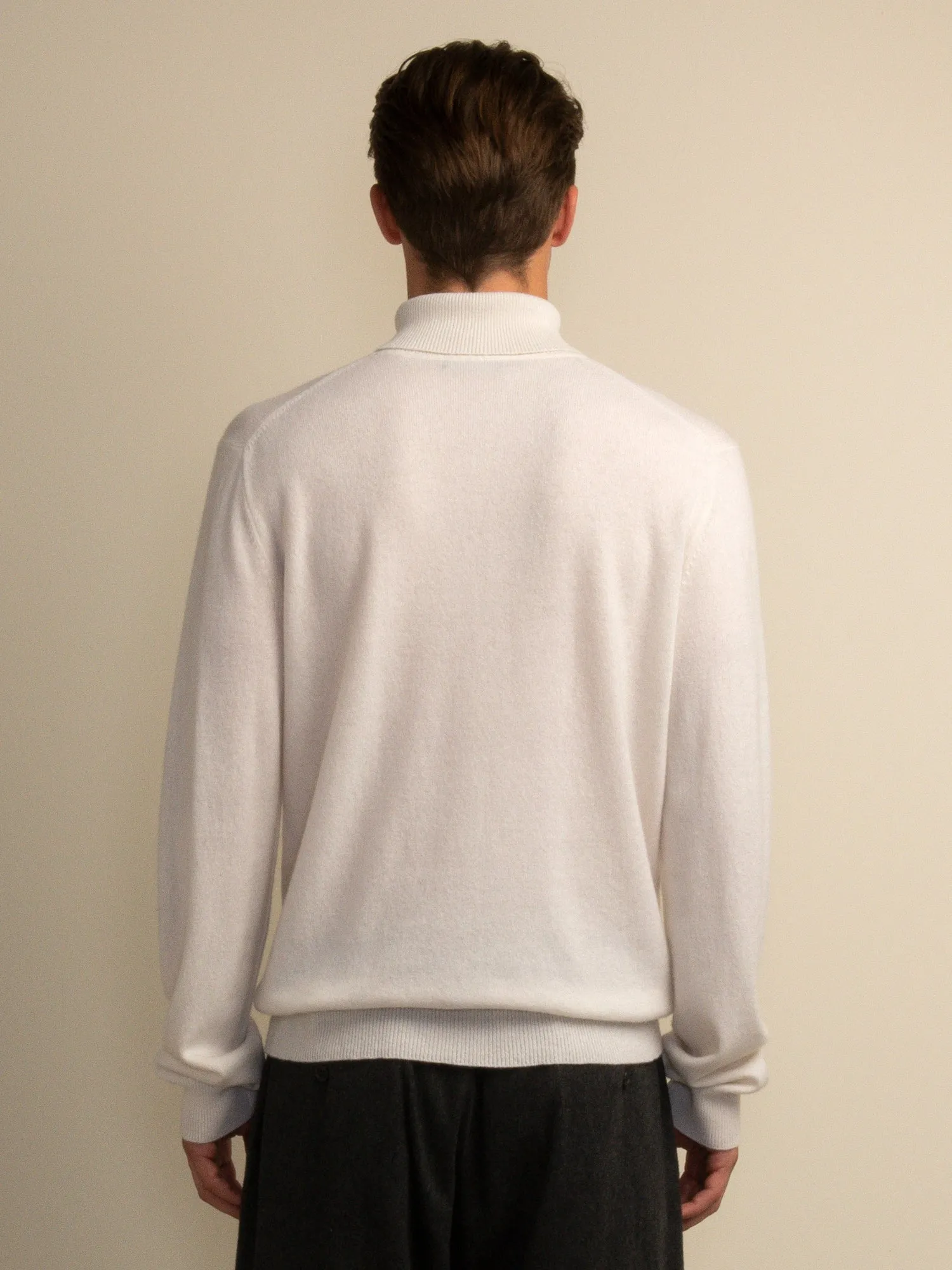 Men Turtleneck Sweater_Vintage White